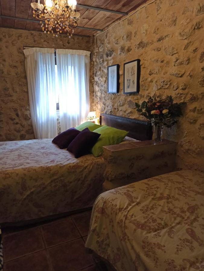 La Hueta Bajo Villa Orcera Bagian luar foto